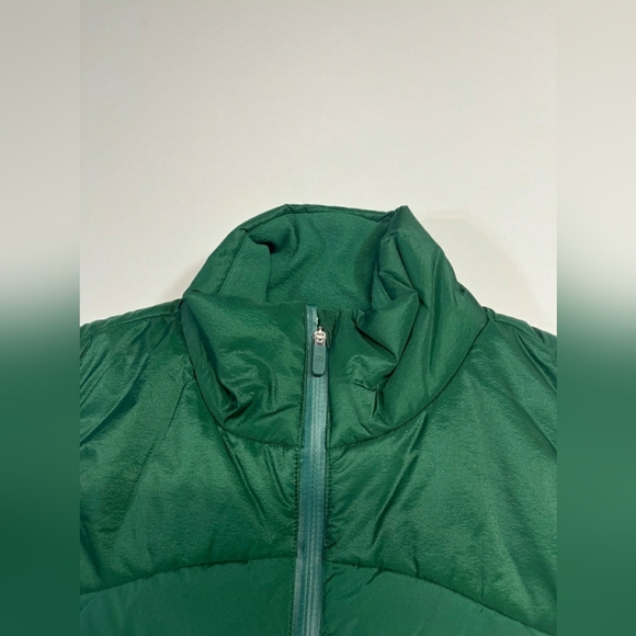 Lululemon Down For It All Vest Color: Everglade Green Women’s Size 6 - Picture 2 of 6